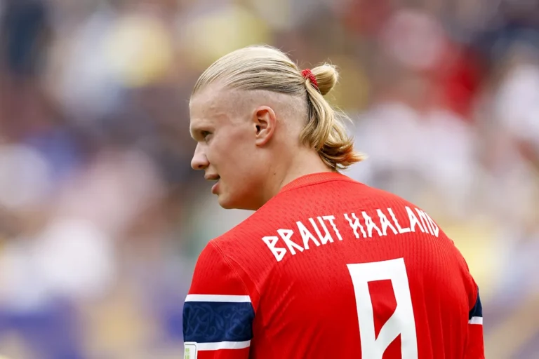 Why Erling Haaland wears ‘Braut’ on his Norway jersey Why Erling Haaland wears 'Braut' on his Norway jersey