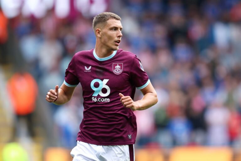 Burnley’s Maxime Estève set for €32m transfer to Leipzig Burnley’s Maxime Estève set for €32m transfer to Leipzig