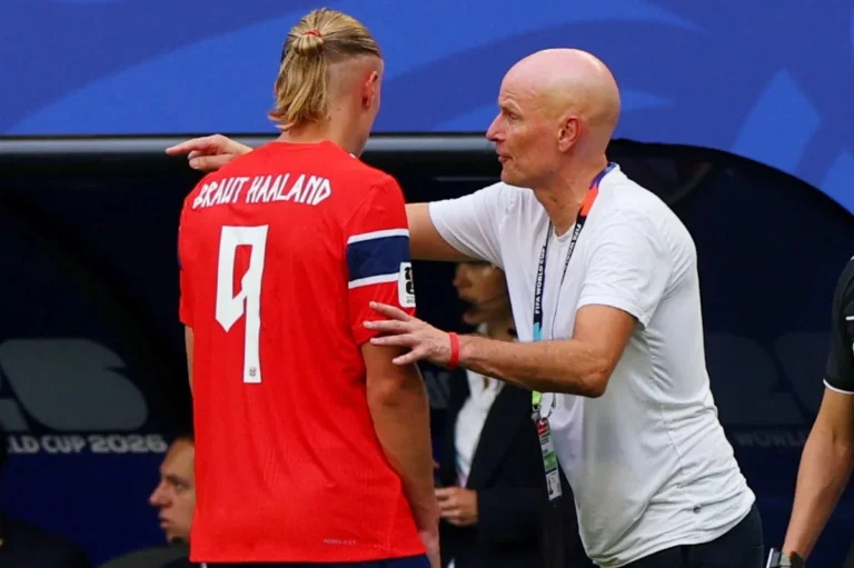 Erling Haaland Replaced Mid-Match During Norway's World Cup Quarter-Final Against England