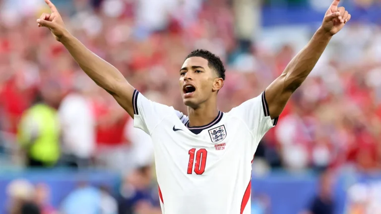Jude Bellingham leads England to World Cup semifinals