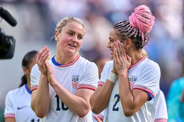 2027 वर्ल्ड कप की तैयारी: USWNT की टीम स्पेन के खिलाफ खेलेगी दोस्ताना मैच 2027 वर्ल्ड कप की तैयारी: USWNT की टीम स्पेन के खिलाफ खेलेगी दोस्ताना मैच