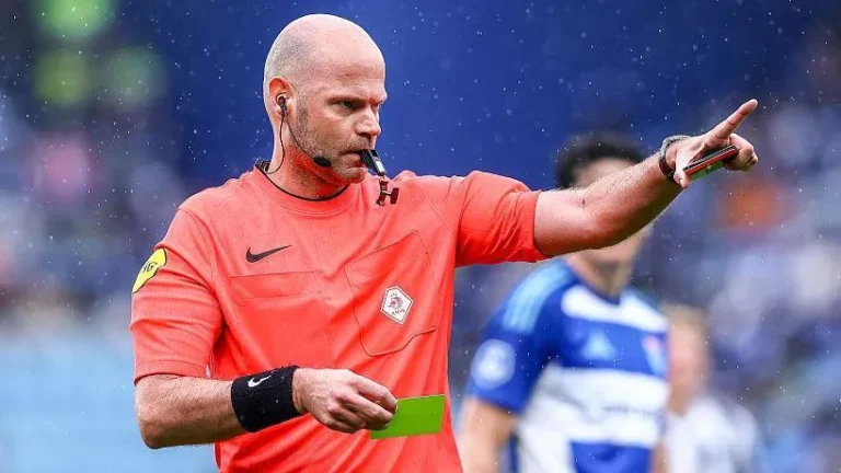 Dutch referee dies weeks after being dropped from World Cup squad Dutch referee dies weeks after being dropped from World Cup squad