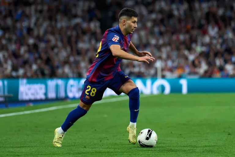 Barcelona’s new signings leave winger out of Hansi Flick’s plans Barcelona’s new signings leave winger out of Hansi Flick’s plans
