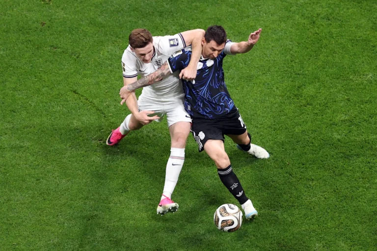 Two Strategies for England to Contain Messi Two Strategies for England to Contain Messi