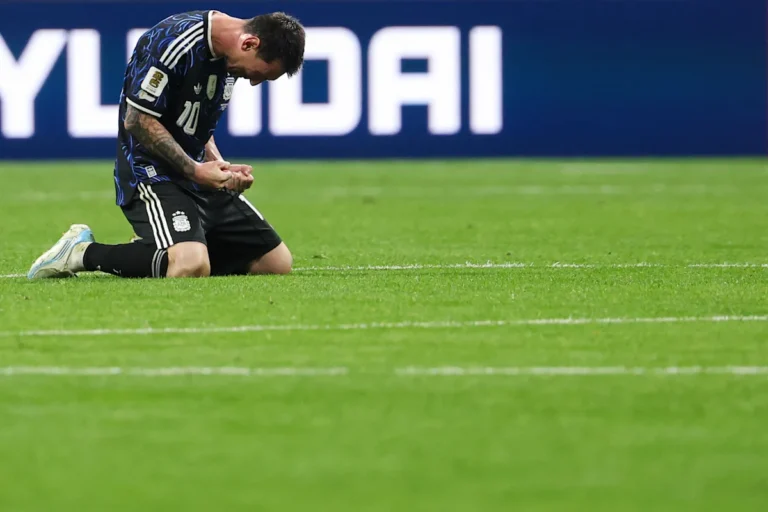 World Cup Tears: An Emotional Overflow on the Pitch