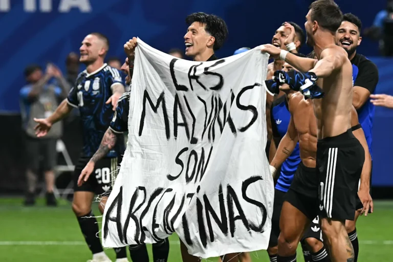 FIFA Considers Punishment for Argentina Over Malvinas Banner FIFA Considers Punishment for Argentina Over Malvinas Banner