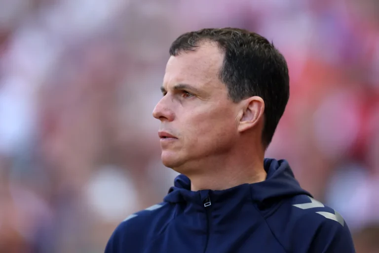 Sunderland Targets Ligue 1 Full-Back: What Will He Bring to Le Bris’ Team?