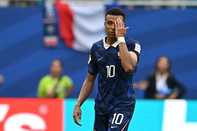 Mbappé Quits Face-Off with Messi After Making History Mbappé Quits Face-Off with Messi After Making History