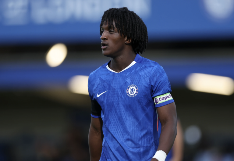 Chelsea Negotiates New Deal for 18-Year-Old Forward Chelsea Negotiates New Deal for 18-Year-Old Forward
