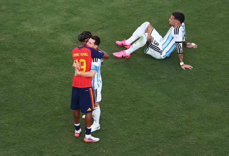 Messi Tears Up Before Embracing Yamal in Historic Photos Messi Tears Up Before Embracing Yamal in Historic Photos