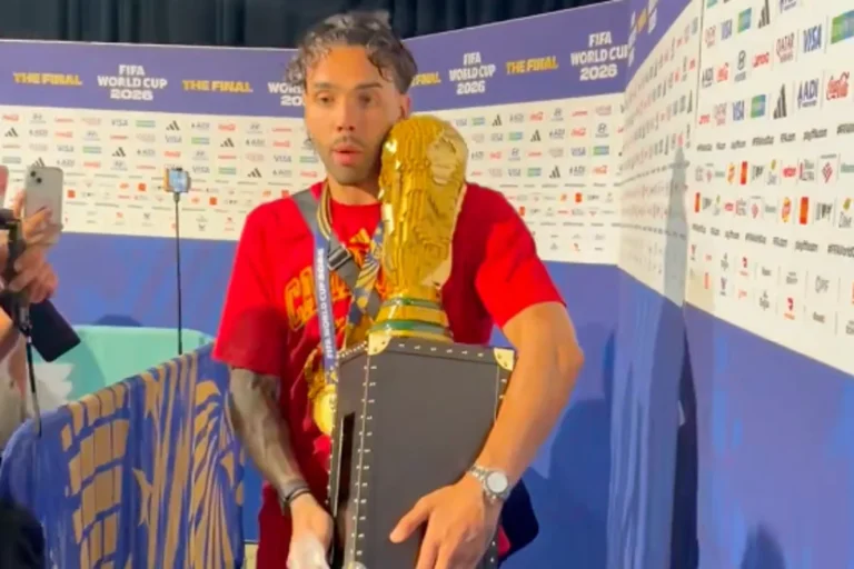 Spain Players Receive Unique Gifts Following World Cup Victory Spain Players Receive Unique Gifts Following World Cup Victory