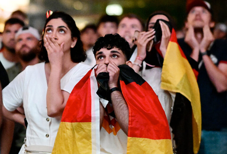 वर्ल्ड कप 2023 की 8 सबसे बड़ी निराशाएं: क्या आप सहमत हैं? World Cup Disappointments: Top 8 Teams That Underperformed