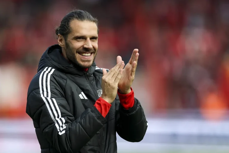 क्रिस्टोफर ट्रिमल बने रहेंगे यूनियन बर्लिन के कप्तान Christopher Trimmel, 39, to Continue as Union Berlin Captain