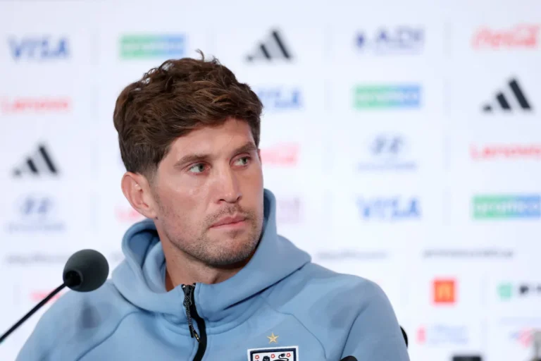 Arsenal Eyes Experienced Defender Amid Growing Competition Arsenal Eyes Experienced Defender Amid Growing Competition