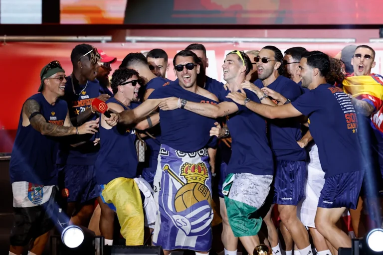 Spain Celebrates World Cup Victory Amid Discussions on Ferrán’s Future Spain Celebrates World Cup Victory Amid Discussions on Ferrán's Future