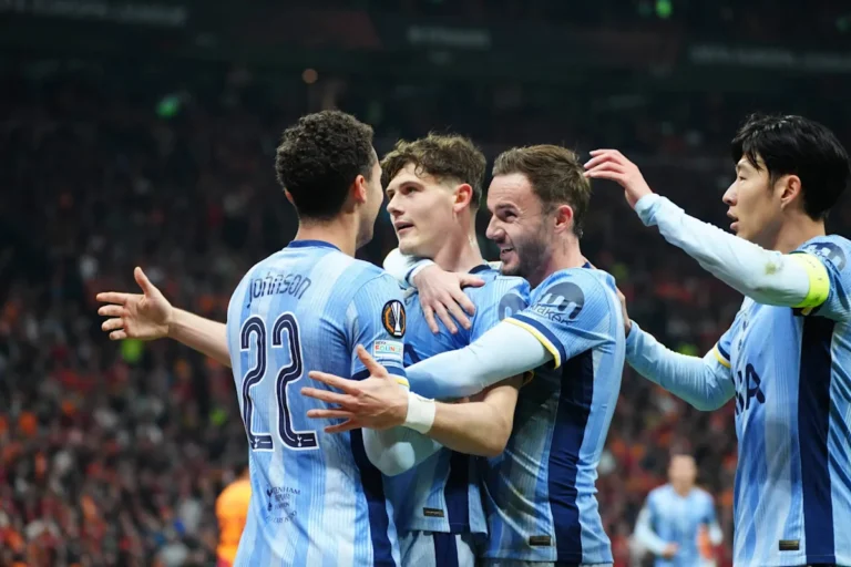 Tottenham Hotspur Star Poised for Departure Tottenham Hotspur Star Poised for Departure