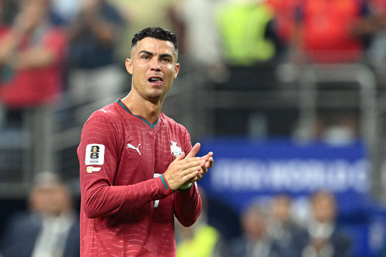 CR7 Official Account Likes Post Alleging FIFA Corruption CR7 Official Account Likes Post Alleging FIFA Corruption