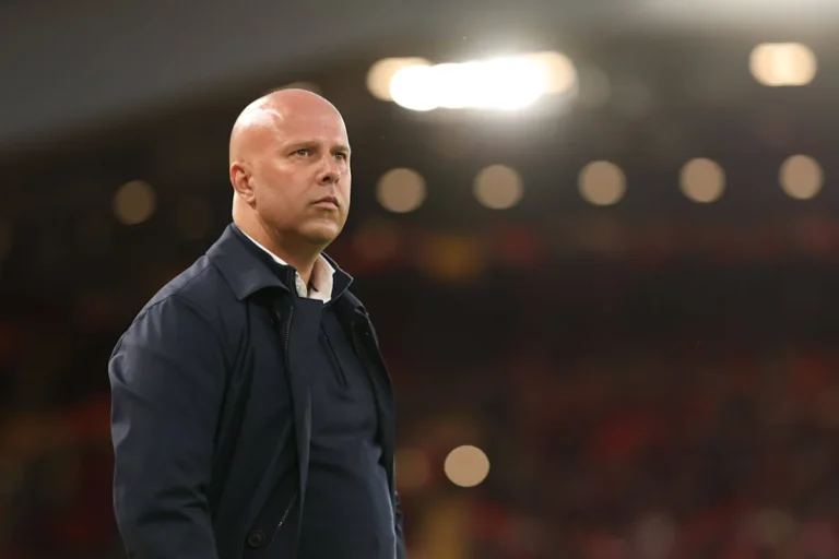Former Liverpool Star Criticizes Treatment of Arne Slot