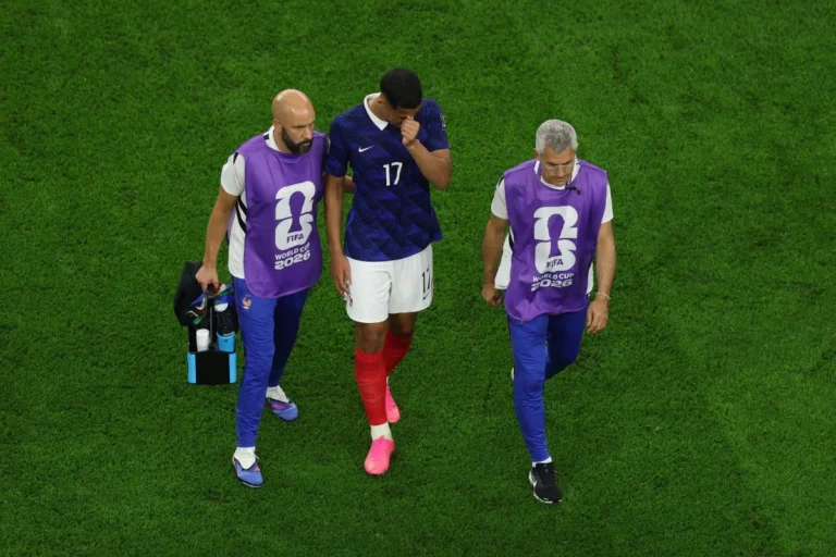 Jérémie Aliadière Calls William Saliba’s Back Injury ‘Very, Very Worrying’ Jérémie Aliadière Calls William Saliba’s Back Injury ‘Very, Very Worrying’