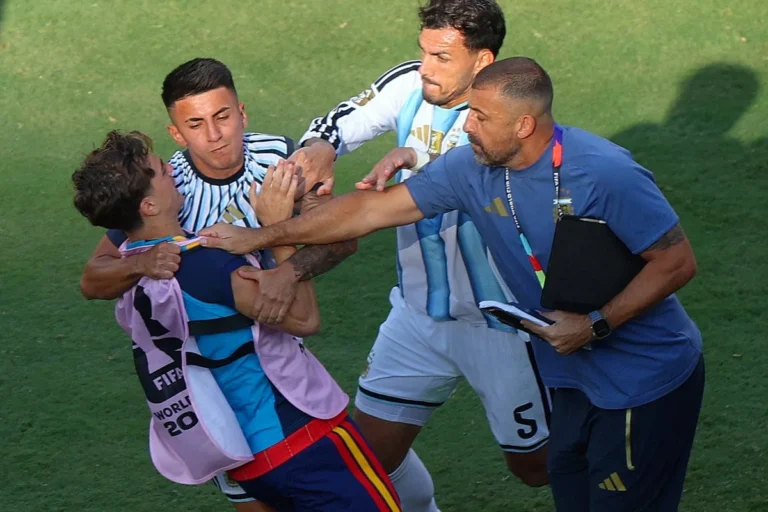 Spain Star in World Cup Final Brawl Urges Leandro Paredes to Avoid Ban Spain Star in World Cup Final Brawl Urges Leandro Paredes to Avoid Ban