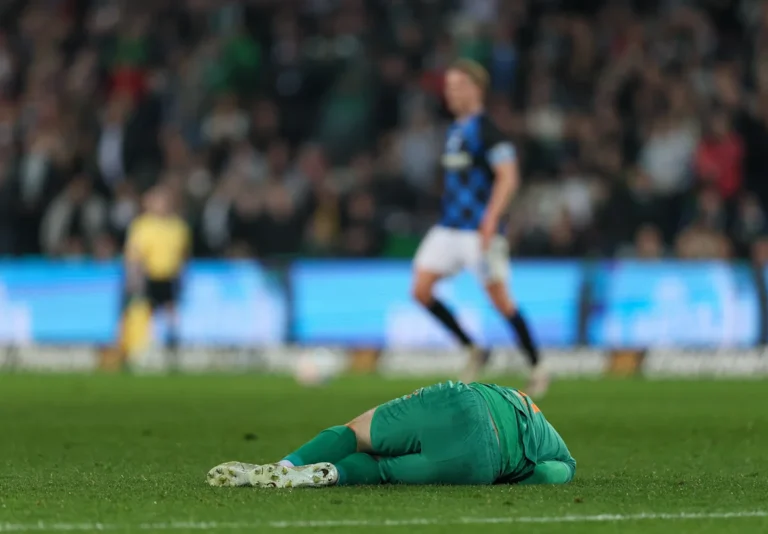 Bundesliga Club Faces Misfortune as New Hope Injured for Months