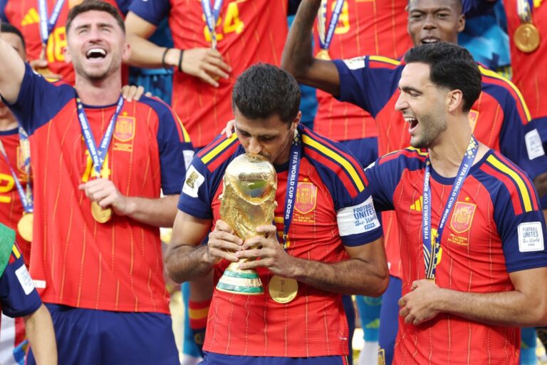 Real Madrid Intensifies Interest in Rodri as He Considers Leaving Manchester City