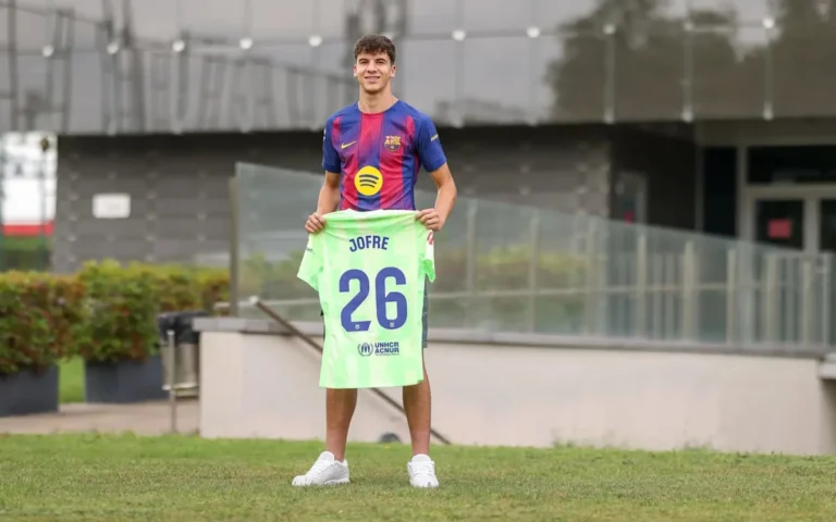 Barcelona Teenage Defender Attracts Interest from Two Clubs for Loan