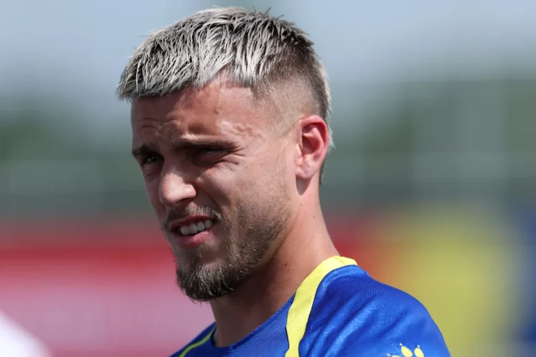 Stuttgart Split on Ermedin Demirovic's Future as Leeds and Other Clubs Show Interest