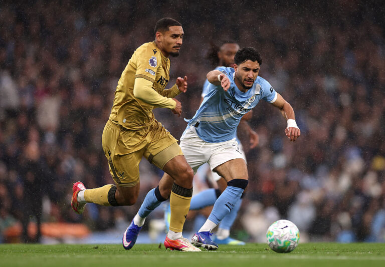 Chelsea Pays £60m for Premier League Star as Bundesliga Club Profits You are a professional Bengali news headline writer. Task: Rewrite or generate a Bengali news headline based on the given content. Requirements: Keep all factual information exactly the same Do not add or remove details Keep it short, clear, and precise Style: Use active voice Write in natural, human-like Bengali Follow standard Bengali newspaper headline style Make it engaging but not sensational Avoid dramatic, emotional, or exaggerated words Avoid overly formal or academic language Ensure smooth grammatical flow SEO: Include the primary keyword naturally in the headline if possible Do not force keywords Output: Return only the headline No explanations or extra text 🚨 Reports: Bundesliga club also cashes in, Chelsea pay £60m for PL star