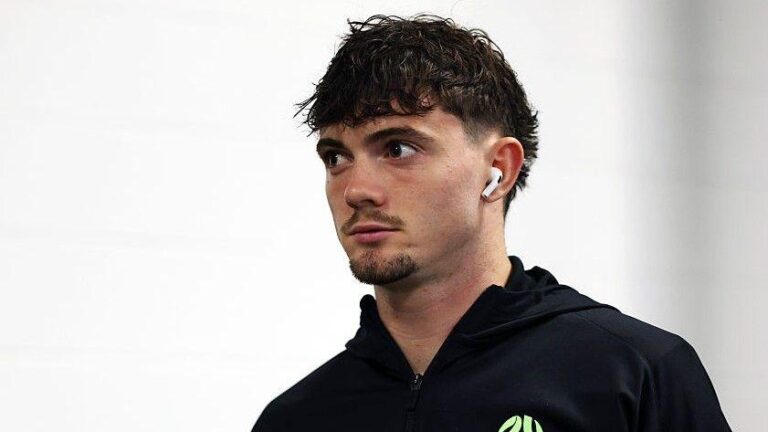 Man Utd's Overy Set for Potential Move