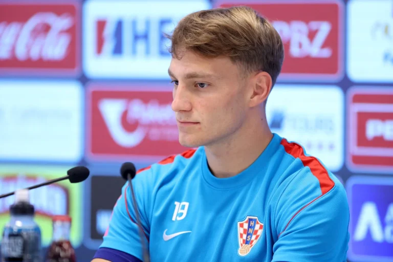 Hull City Negotiates £10m Deal to Sign Midfielder
