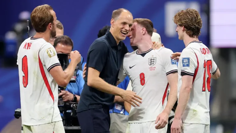 Manchester City signs England international player Official: Manchester City sign England international star