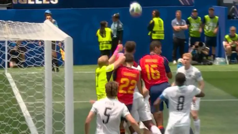 Spain scores first against Austria, but the referee cancels the goal. What happened? Spain opens the scoring against Austria, but the referee disallows the goal. What happened?