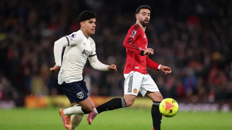 Official: Tottenham announce signing of Portugal international midfielder