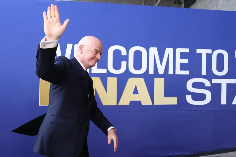 Infantino Addresses Rumors of Stepping Down After Crisis Talks Infantino Addresses Rumors of Stepping Down After Crisis Talks