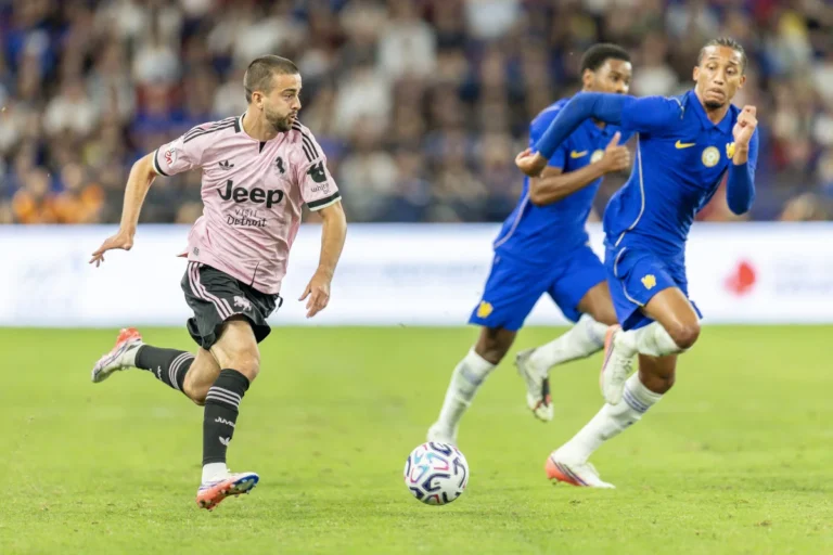 Chelsea Falls to Juventus 0-1; Milan and Inter End in 1-1 Draw Chelsea Falls to Juventus 0-1; Milan and Inter End in 1-1 Draw