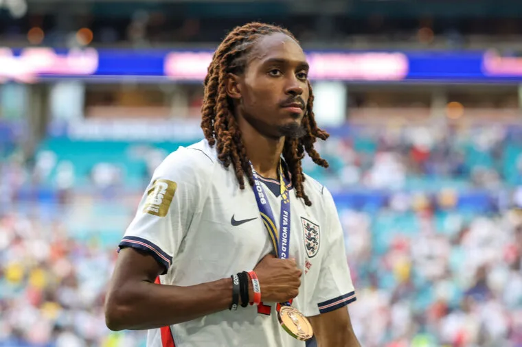Tottenham’s Djed Spence Open to Liverpool Move Tottenham's Djed Spence Open to Liverpool Move
