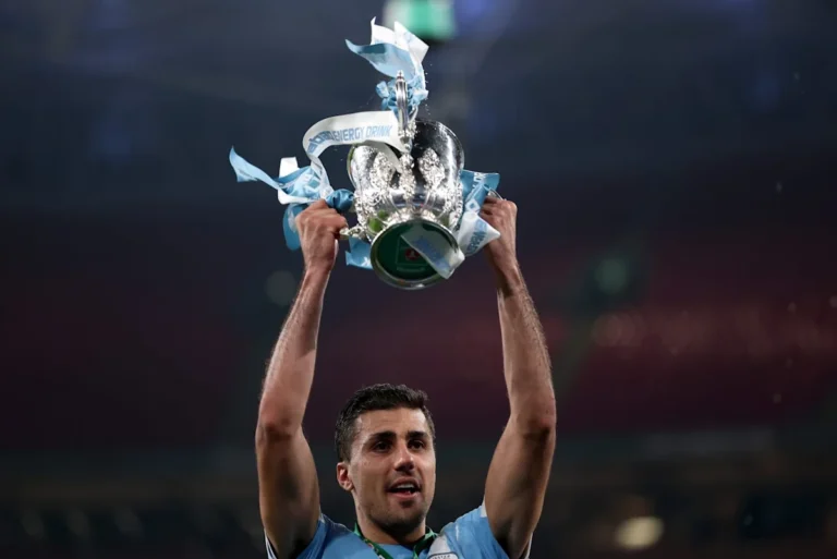 Barcelona Eyes Real Madrid Target as Midfielder Shows Interest in Flick's Project