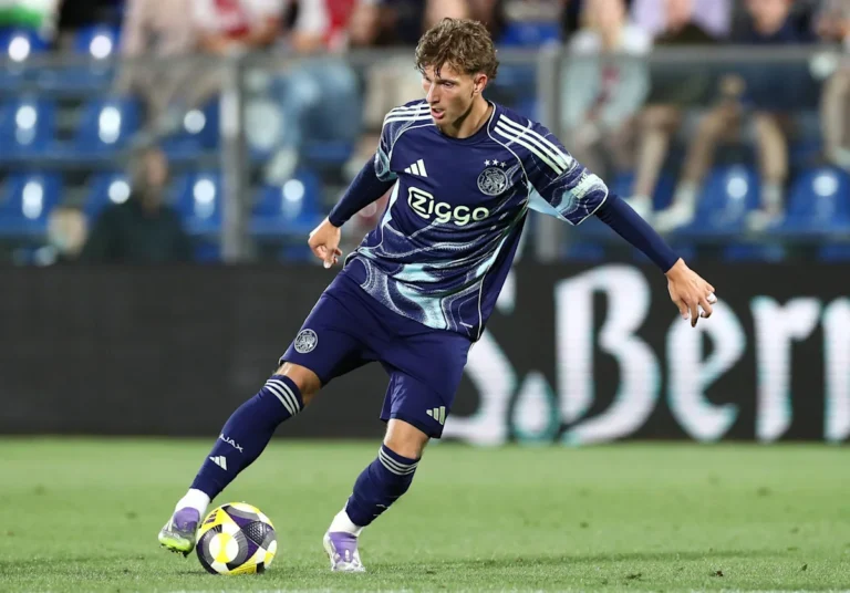 Barcelona and Bayern Munich Target Mika Godts Barcelona and Bayern Munich Target Mika Godts