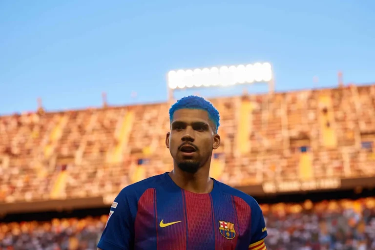 Fabrizio Romano Confirms Liverpool Poised to Sign Barcelona Star