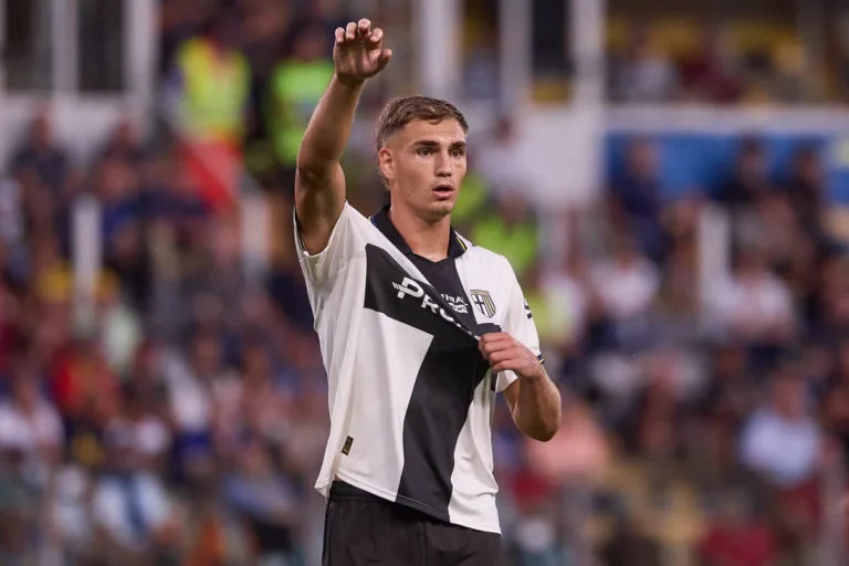 Fiorentina Pursues Pellegrino After Juventus Releases Parma Striker