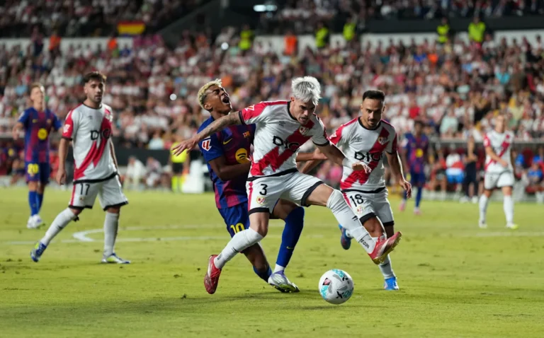 Chelsea Finalizes Deal to Sign La Liga Left-back: Is It a Smart Move for Alonso? ലാ ലിഗ താരം: ചെൽസി പുതിയ ലെഫ്റ്റ് ബാക്കിനെ സ്വന്തമാക്കുന്നു