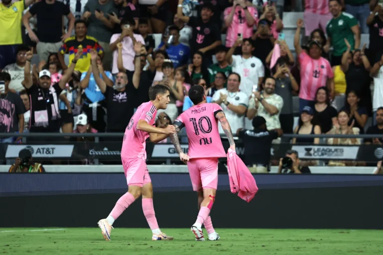 Tributes and Silence Honor Messi’s Legacy Tributes and Silence Honor Messi’s Legacy
