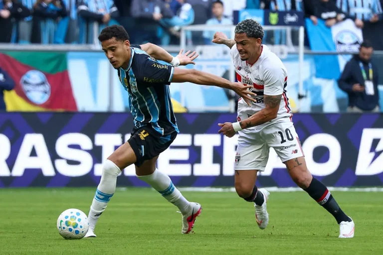 Grêmio Defeats São Paulo to Escape Brasileirão Relegation Zone