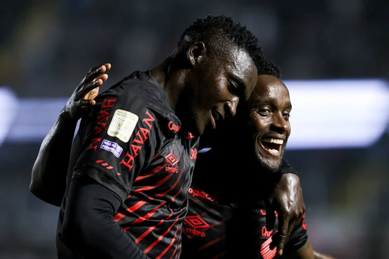 Furacão Eyes Title Race as Top Scorer Sinks Santos into Z-4