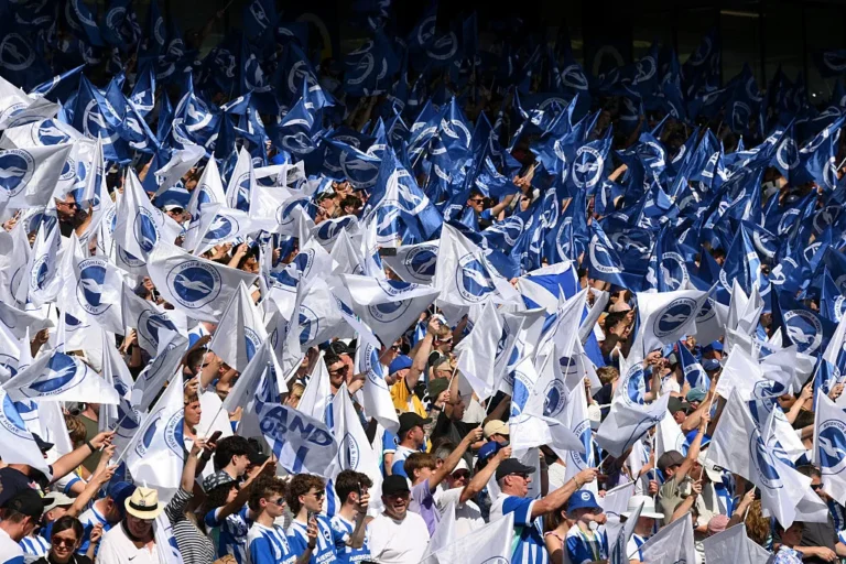PL Fans Boo Kind as Team Faces Heavy Defeat!