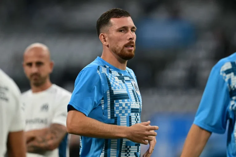 Pierre-Emile Højbjerg Rejects Newcastle's Offer to Join Marseille