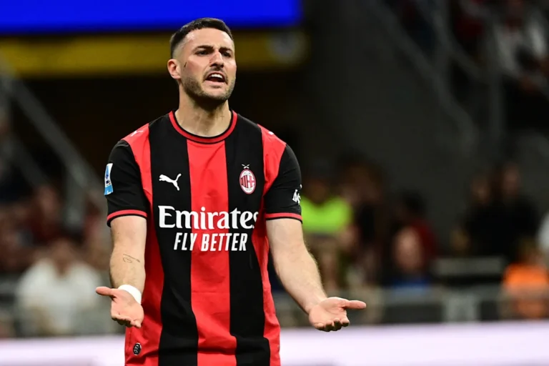 Gimenez in Advanced Talks with Porto for Possible Milan Exit