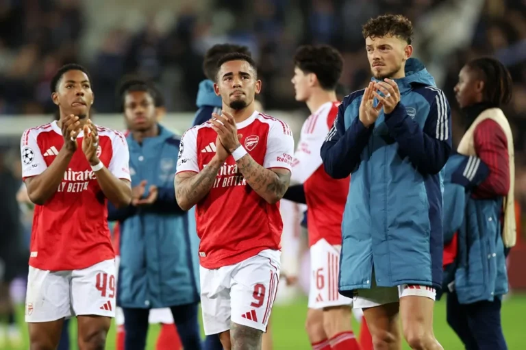 Napoli Approves Striker Sale to Pursue Arsenal's 29-Year-Old