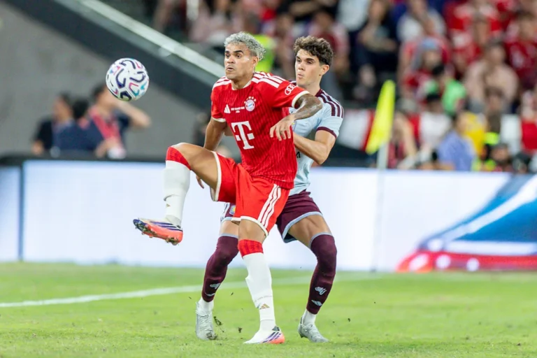 Rangers Target Aston Villa Defender: McInnes Encouraged to Approve Transfer Rangers Target Aston Villa Defender: McInnes Encouraged to Approve Transfer